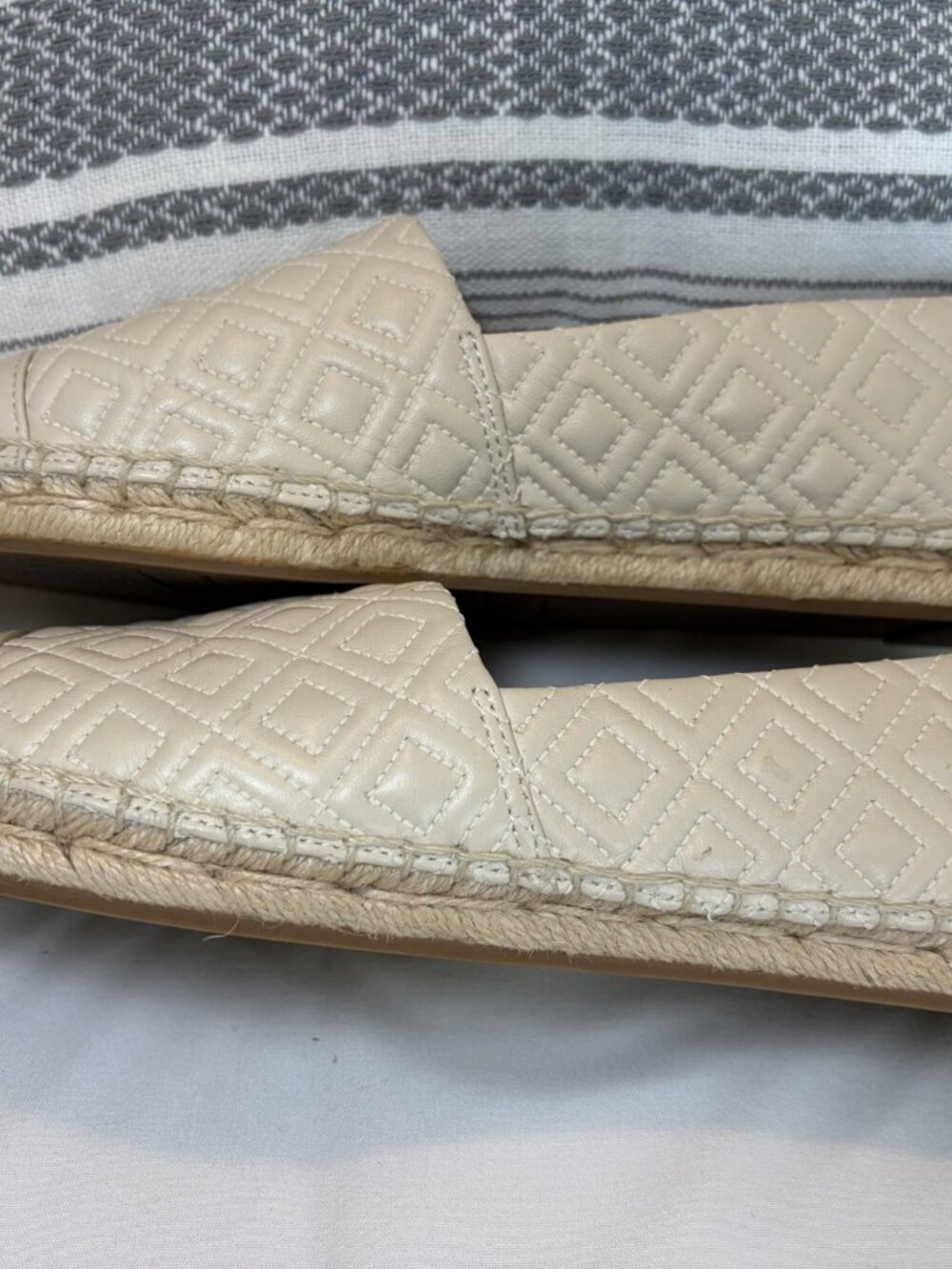 Tory Burch Cream Quilted Espadrille Flat Size 8 - Picture 5 of 10